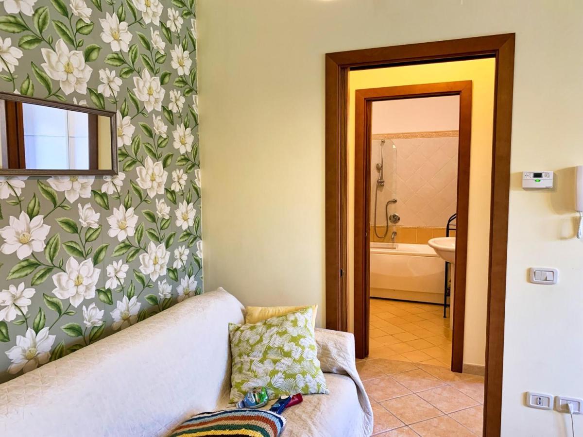 La Casa Di Lory Apartment Сарнано Екстериор снимка